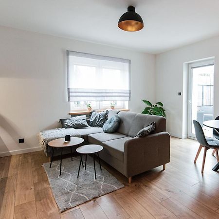Apartament Batorego Любонь Екстер'єр фото