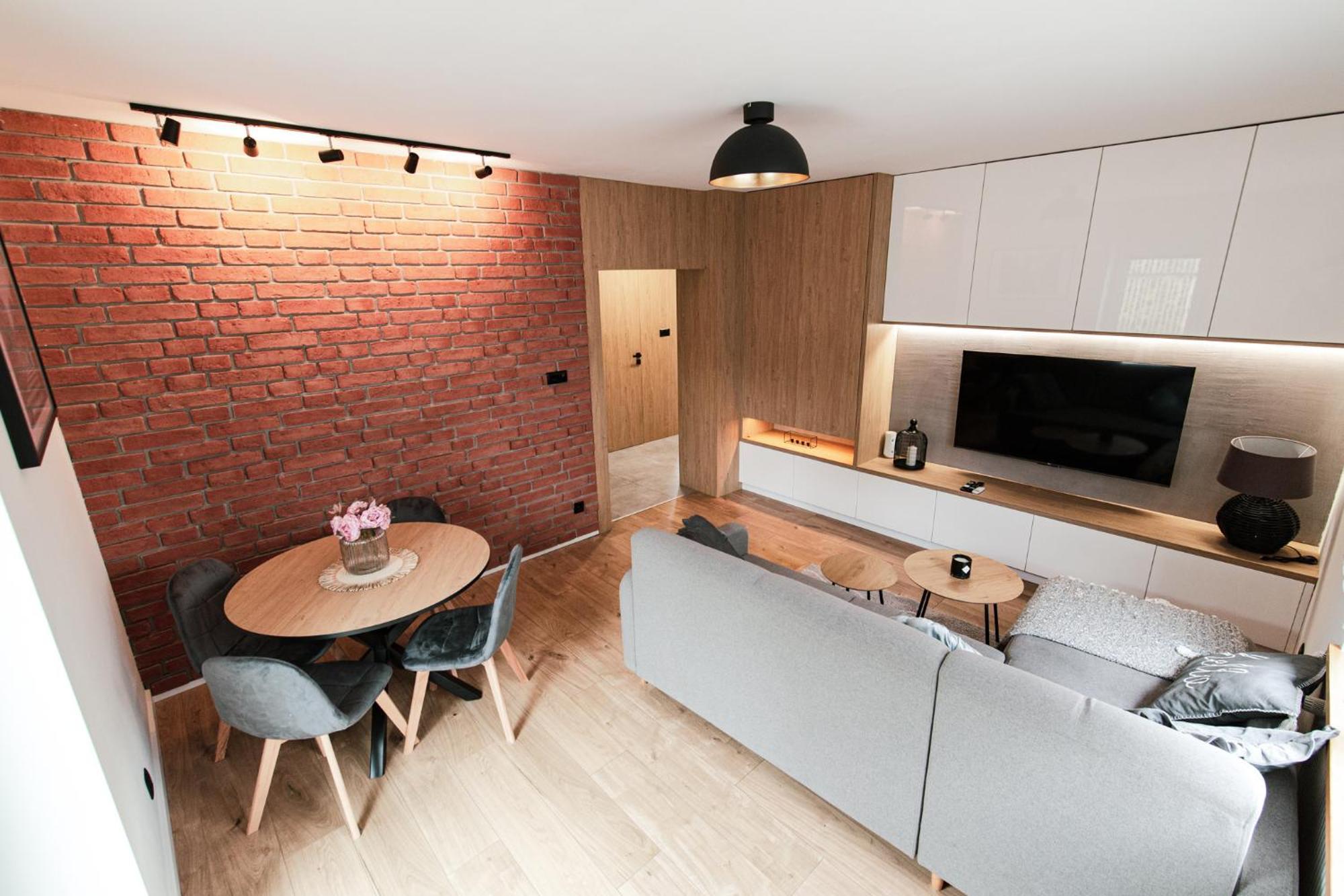 Apartament Batorego Любонь Екстер'єр фото